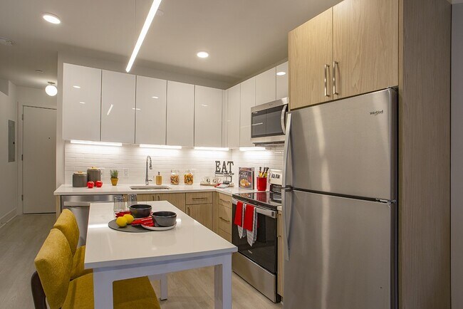 Studio Suite Kitchen