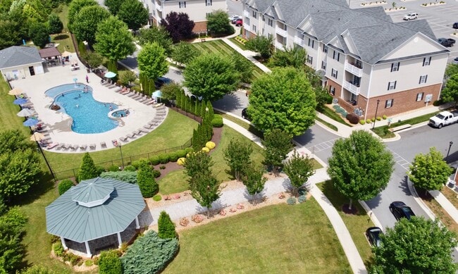 Building Photo - 100 Portico Street