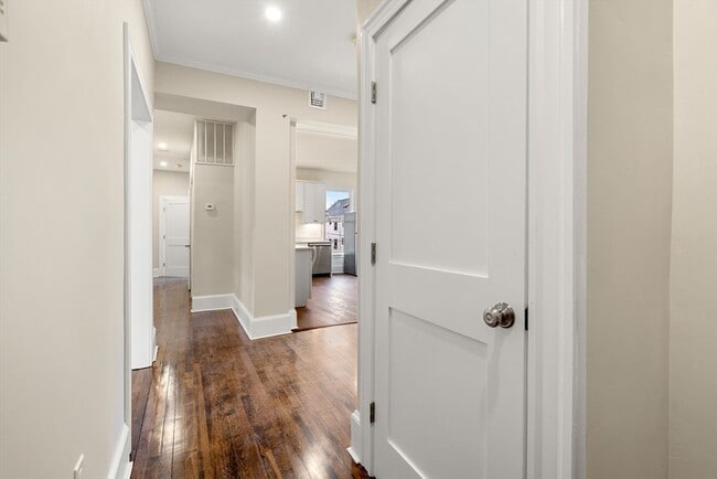 Photo - 10 King St Unit 2