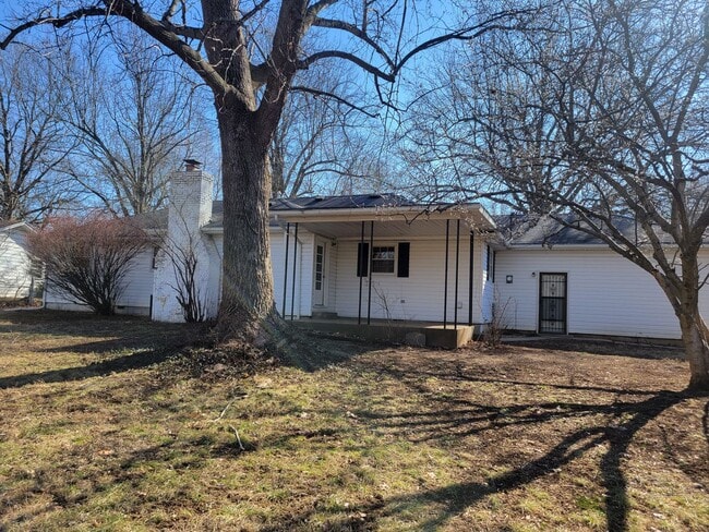 Building Photo - 3 Bedrooms! 2 Bath! Kickapoo Schools! Vill... Rental