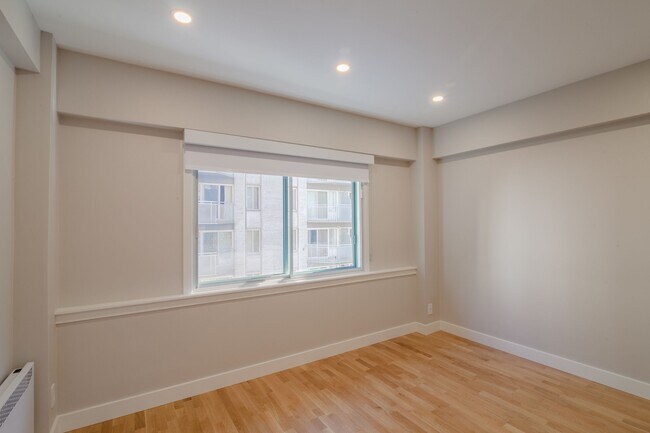 Photo - 3455 Rue Aylmer Unit 708