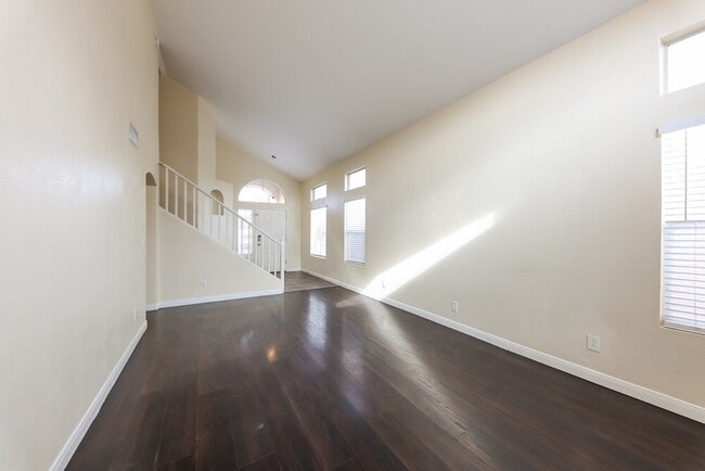 Photo - 1111 W Wagoner Rd