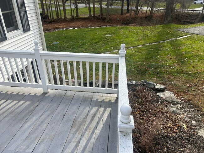 Photo - 303 Waterbury Hill Rd