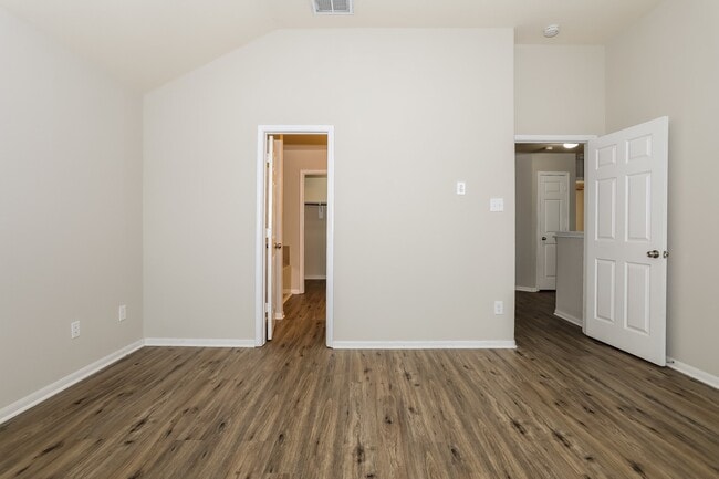 Building Photo - 16738 N Gull Dr