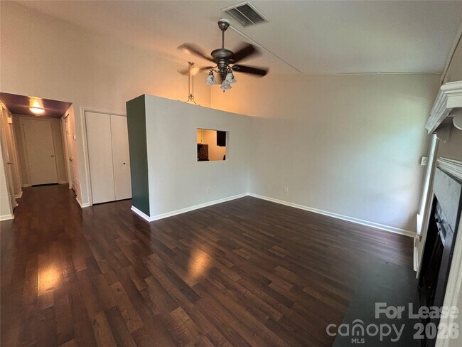 430 Queens Rd Unit 632