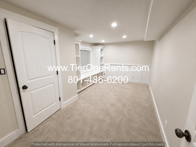 Photo - NO DEPOSIT option for qualified renters!