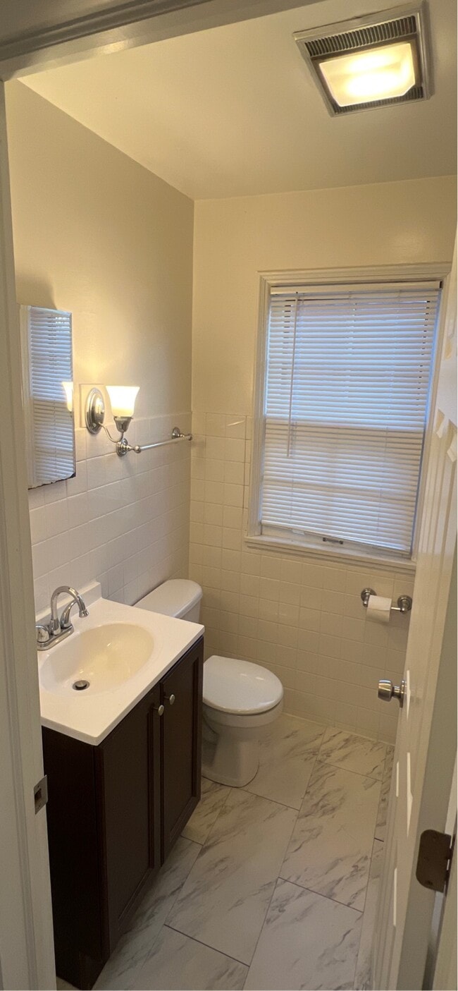 Photo - 417 W Keith Ave