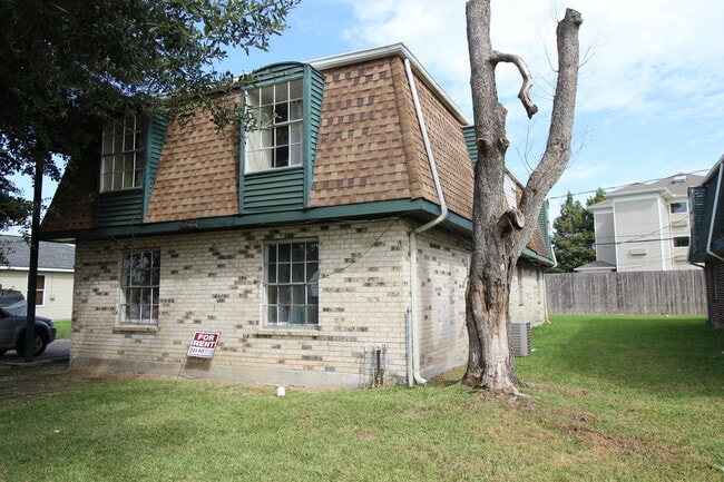 Building Photo - 176 Rosalie Dr Unit C