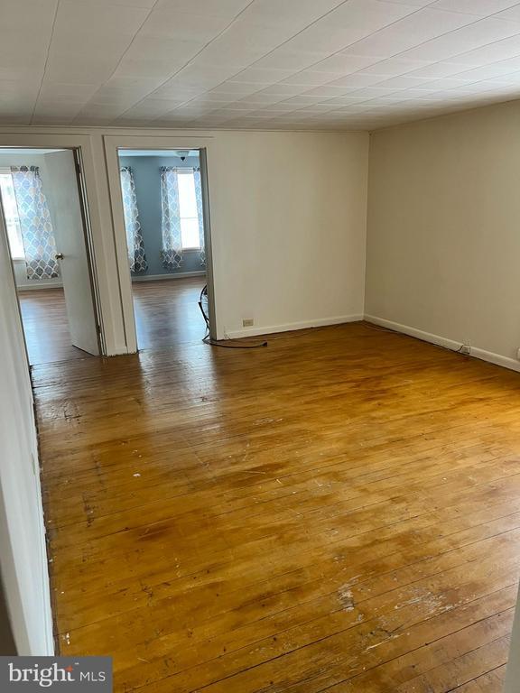 Photo - 117 Valley St