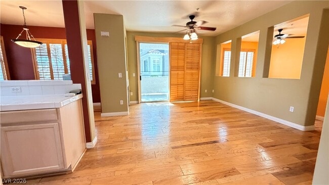 Photo - 2325 Windmill Pkwy Unit 1613