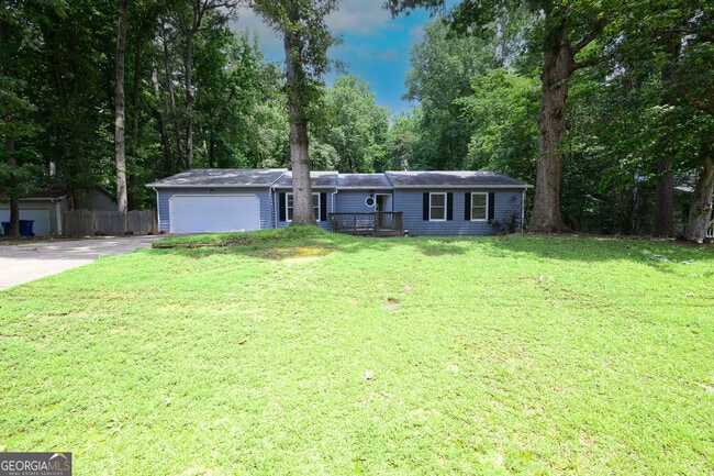Photo - 2100 Whitebluff Way NE