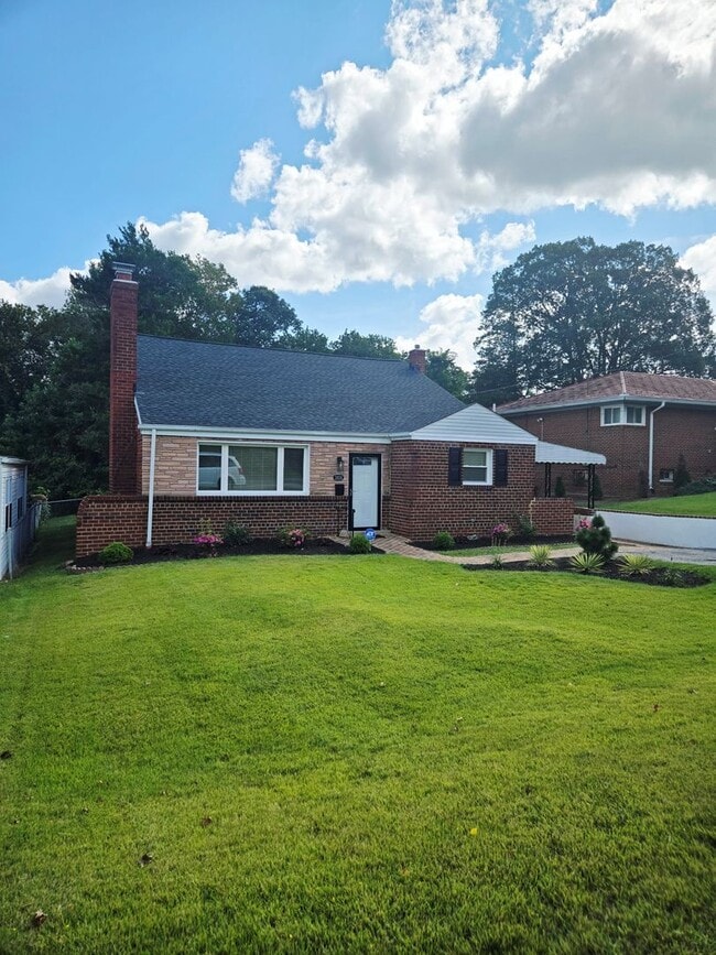 Building Photo - Beautiful Home in Suitland MD