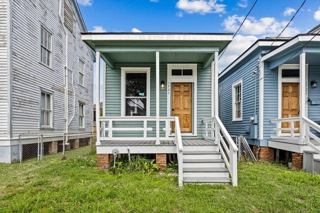 Building Photo - 1724 Winnie St