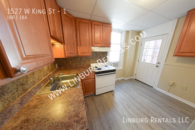 Building Photo - 1527 W King St Unit 1