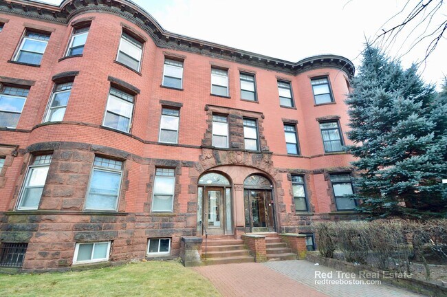 Photo - 1802 Beacon St Unit 8