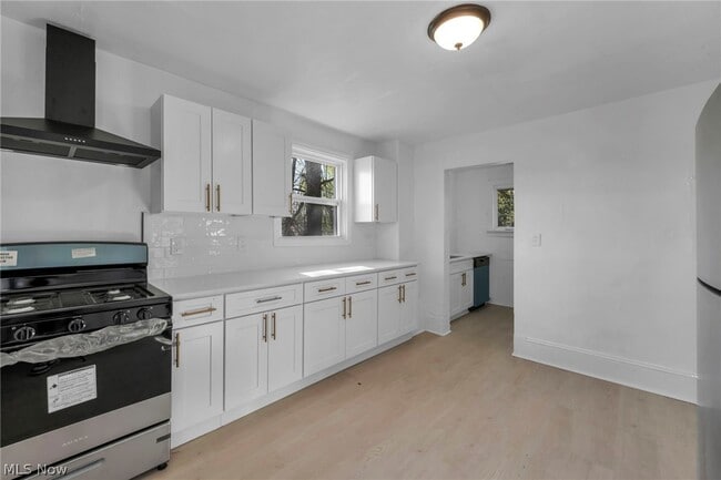 Photo - 2049 W 85th St Unit UP