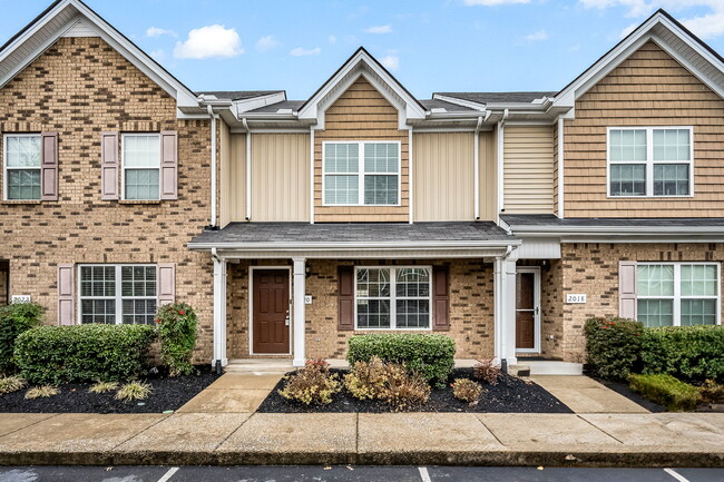 Photo - 2020 Debonair Ln Townhome