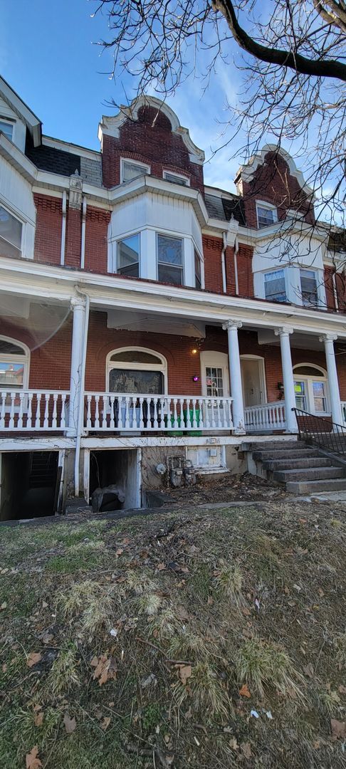 Building Photo - 220 S Madison St Unit 220 S Madison St - #2