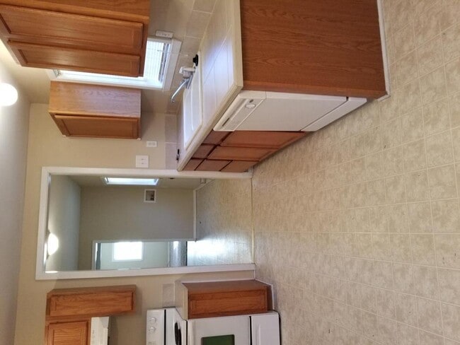 Photo - 101 Stevens St