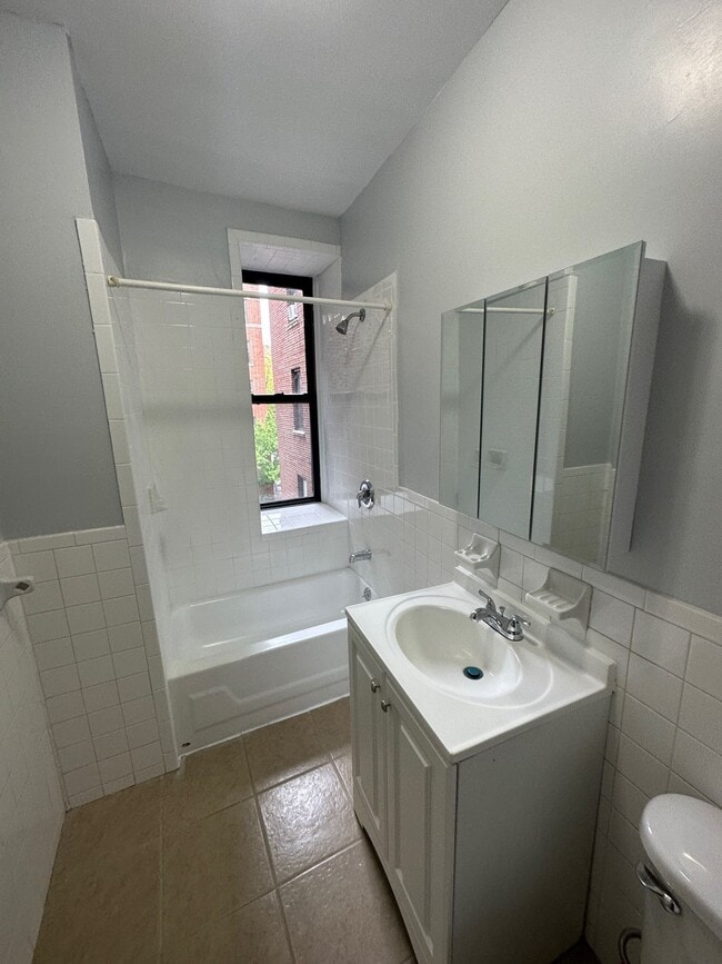 Hummingbird Heights 320
