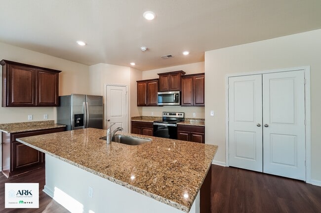 430 Clover Cir