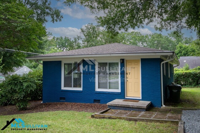 Photo - 1021 Sedgefield St
