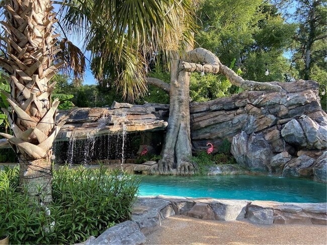 Building Photo - 1679 Rangewood Dr SW