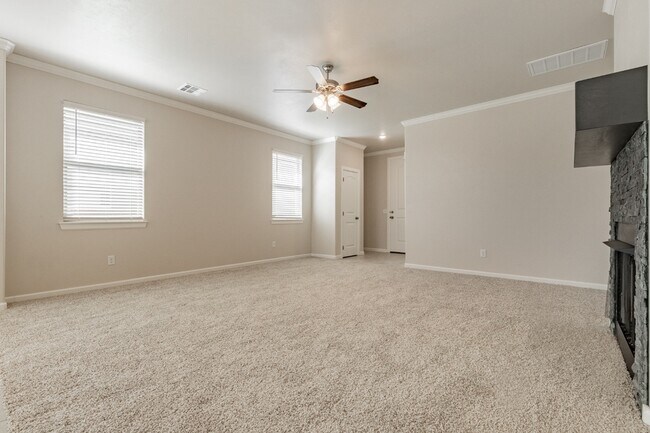 Photo - 17624 MacArthur Park Rd