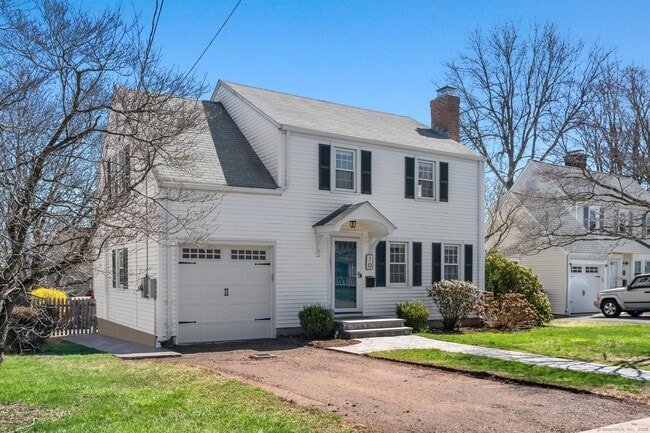Photo - 10 Greenacres Ave