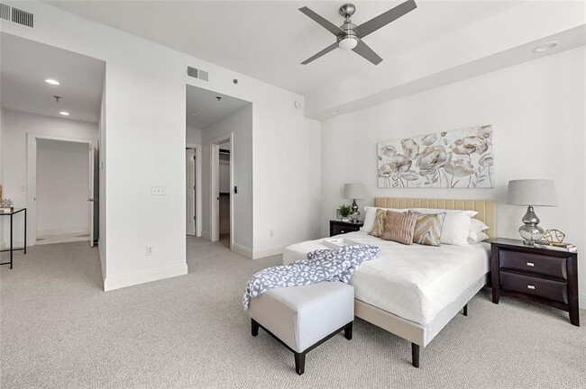 Photo - 905 Juniper St NE Unit 708