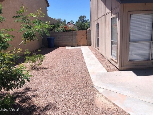 Photo - 711 N Country Club Way