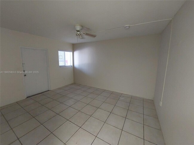 Photo - 5801 NE 18th Ave Unit 3
