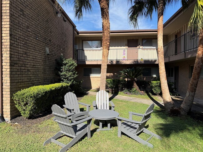 Photo - 1530 Heights Blvd Unit 9