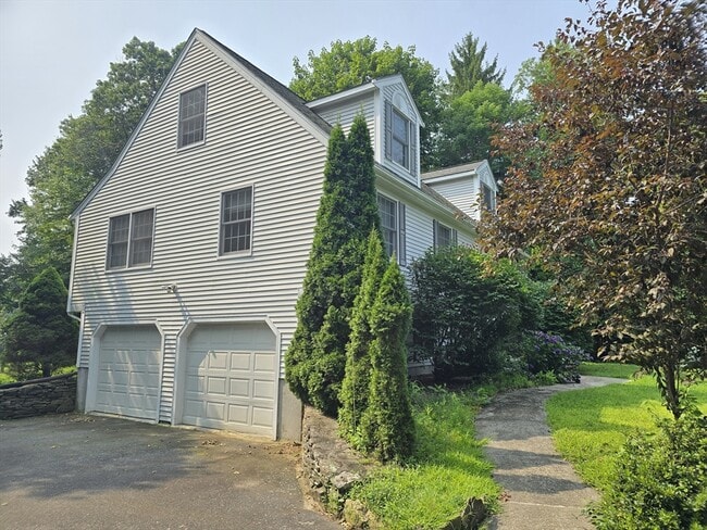 Photo - 1 Barry Dr