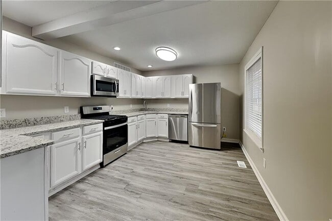 Photo - 35 Amber Trce