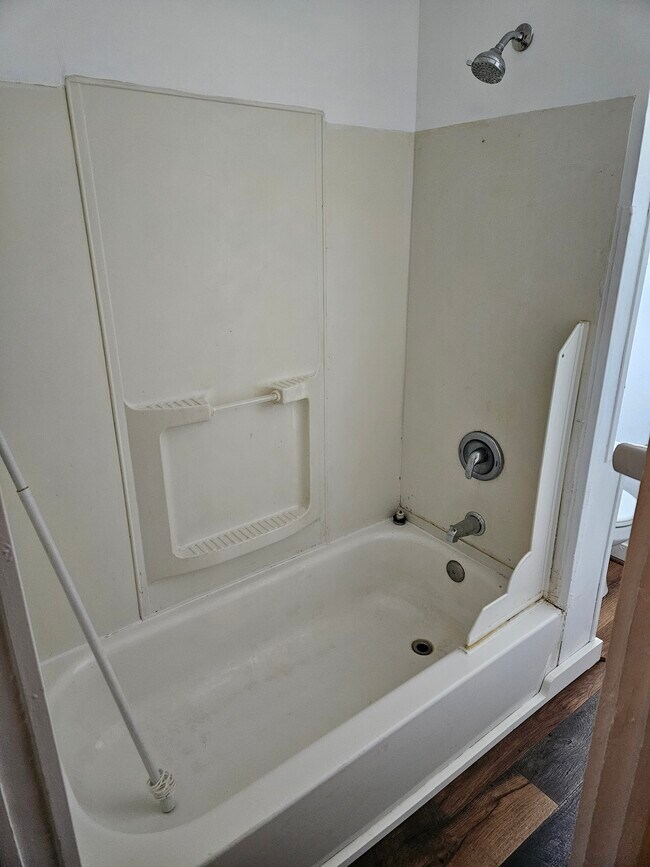 Photo - 38 W Stewart St Unidad 38a