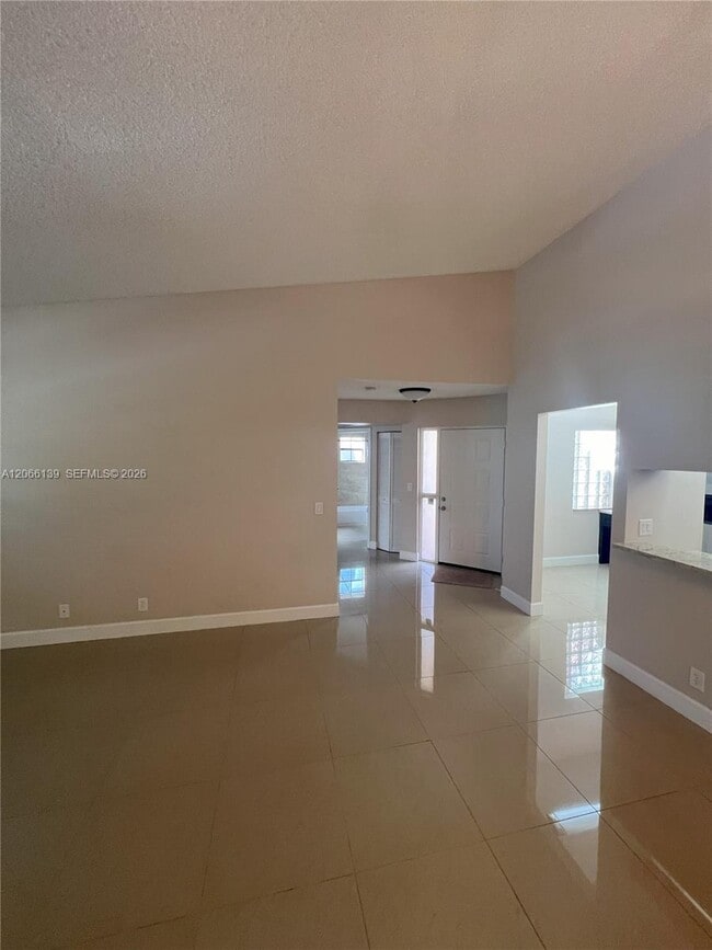 Photo - 10700 NW 14th St Unit 142