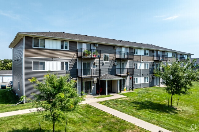 Photo - Woodside Park Apartments