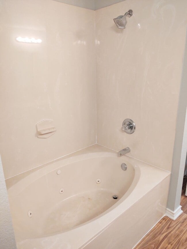 Photo - 4 Bed / 2 Bath House in secluded neighborhood with a park and walking trail