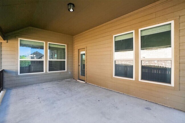 Photo - 6916 Etna Way