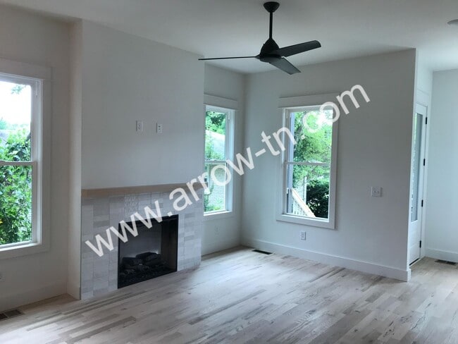 Photo - Beautiful New Construction for Rent in Sou...