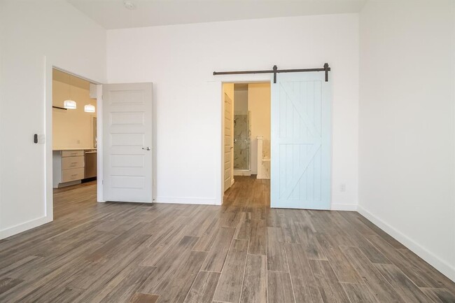 Photo - 11322 Paradise In Dr