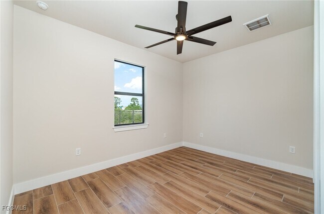 Photo - 1915 NW 29th Ave
