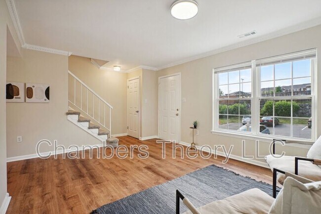 Photo - 9497 Linden Leaf Ct Unidad Circle Woods Condominium #2