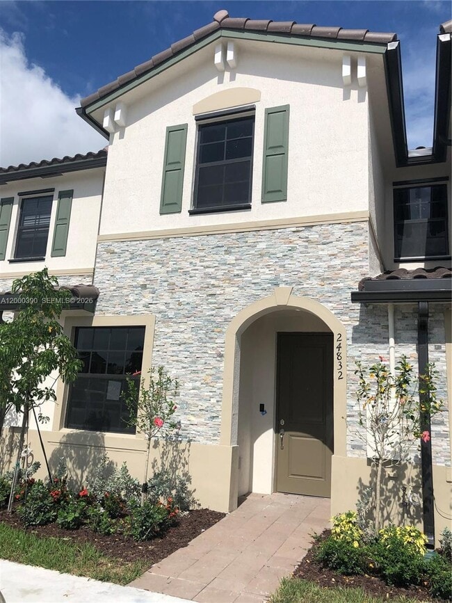 Building Photo - 24832 SW 114th Ave