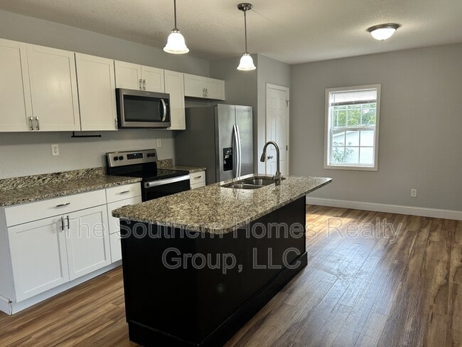 Photo - 517 Sherwood Ave