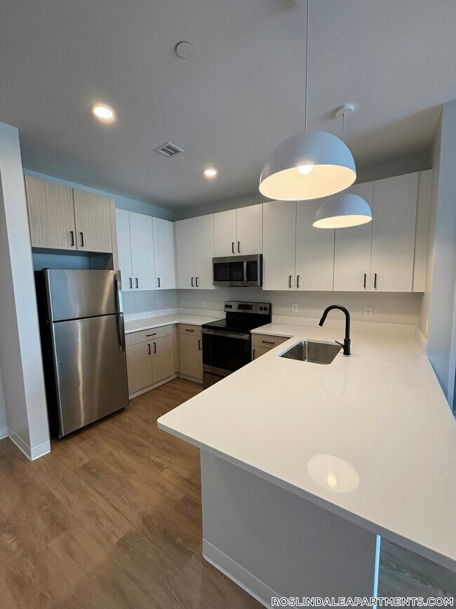 Building Photo - 289 Walk Hill St Unit 224