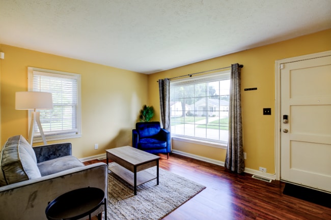 Photo - 2618 Merhoff St