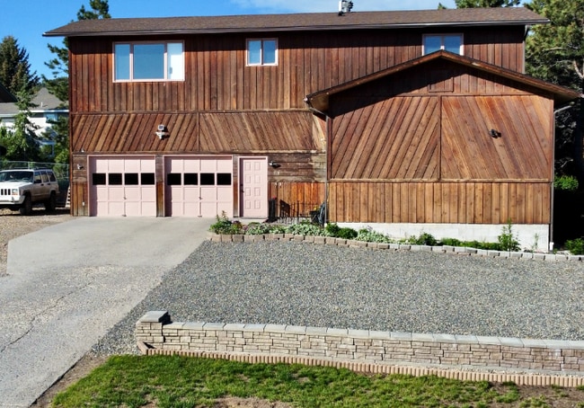 Building Photo - 718 Darby St