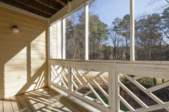 Photo - 1010 Kingswood Dr Unit D